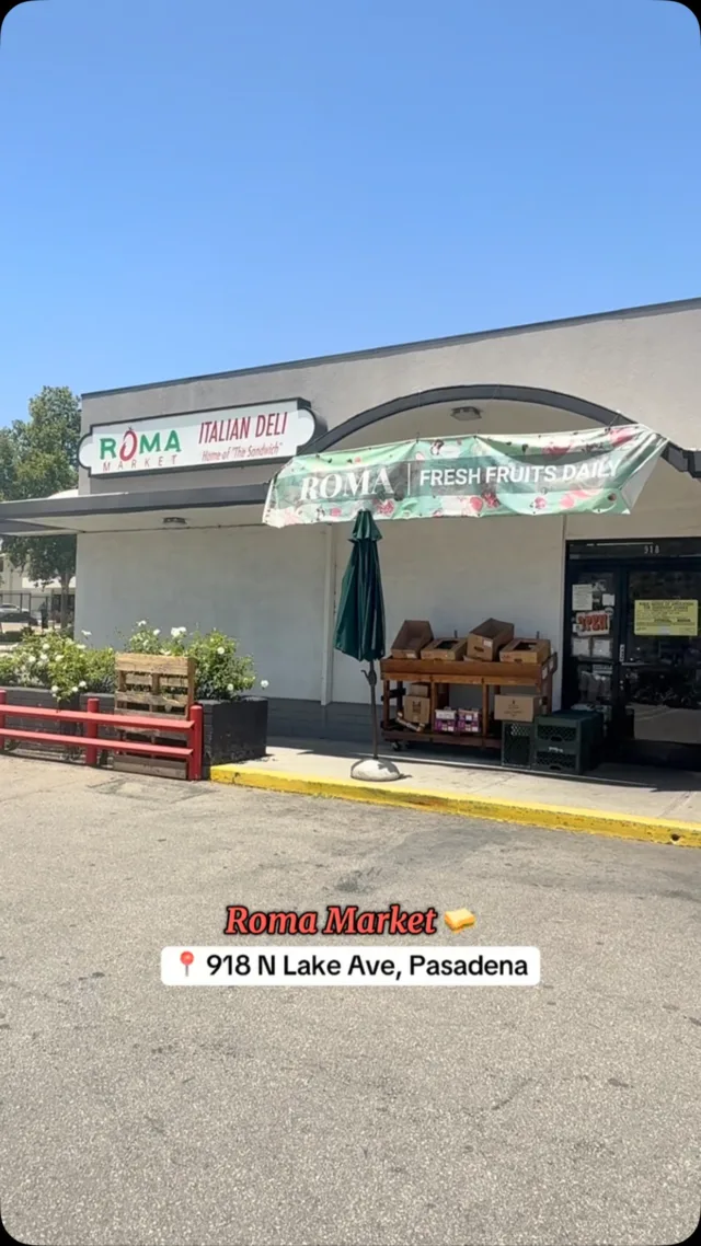 One of the best sandwiches resides at a charming Italian deli in Pasadena! 🥪 The staff at @romamarket have worked there for many years and are super friendly 😀 All items are high-quality and imported from Italy 🇮🇹 

#romamarket #pasadena #la #losangeles #sgv #sangabrielvalley #italian #italiandeli #deli #italiansandwich #italianmarket #thesandwich #sandwich #supportsmallbusiness #italianfood